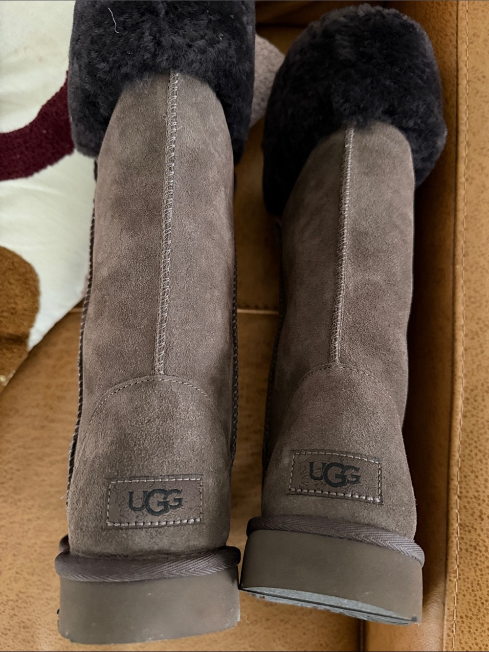 🤎🤎 New UGGs 🤎🤎 - Picture 14 of 15